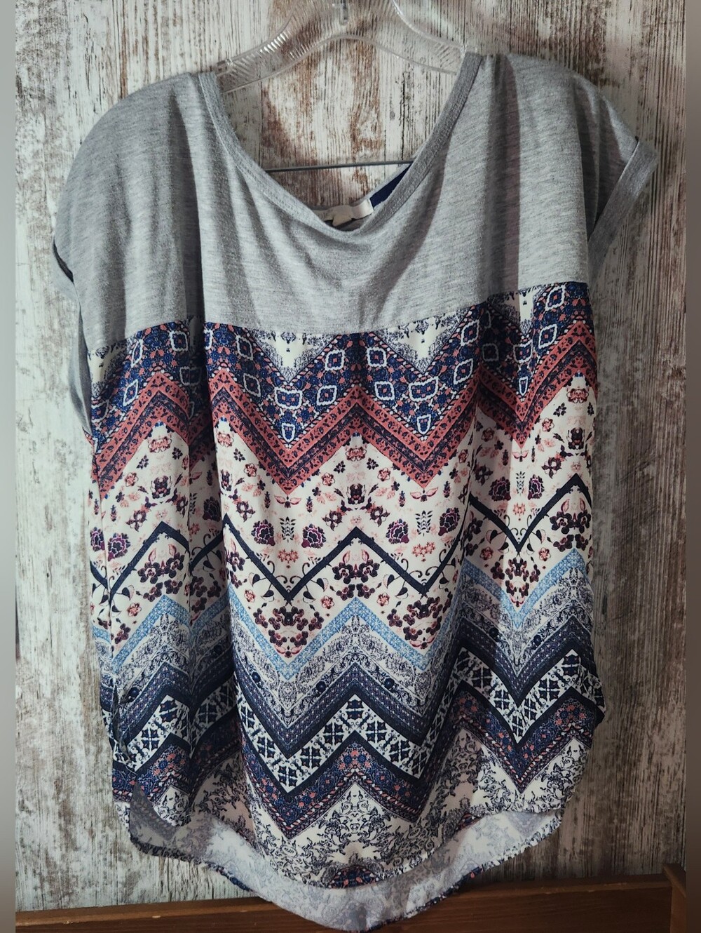 Jolt Heather Cotton Grey Top with Multicolor Chevron Print Design Cap Sleeves